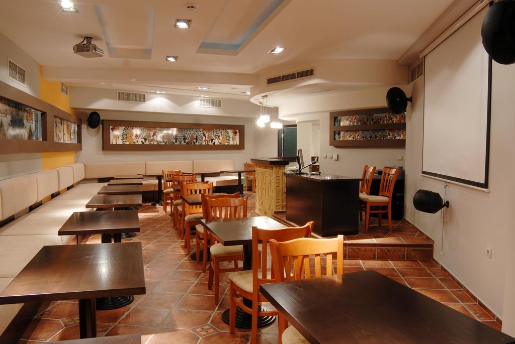 Hotel Luxor Burgas ภายนอก รูปภาพ