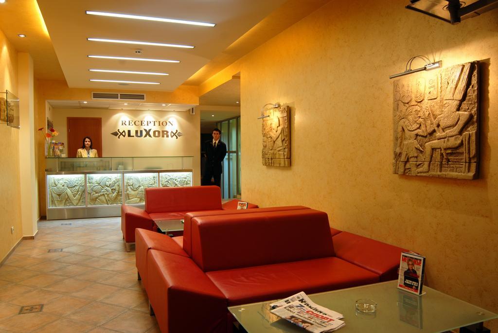 Hotel Luxor Burgas ภายนอก รูปภาพ